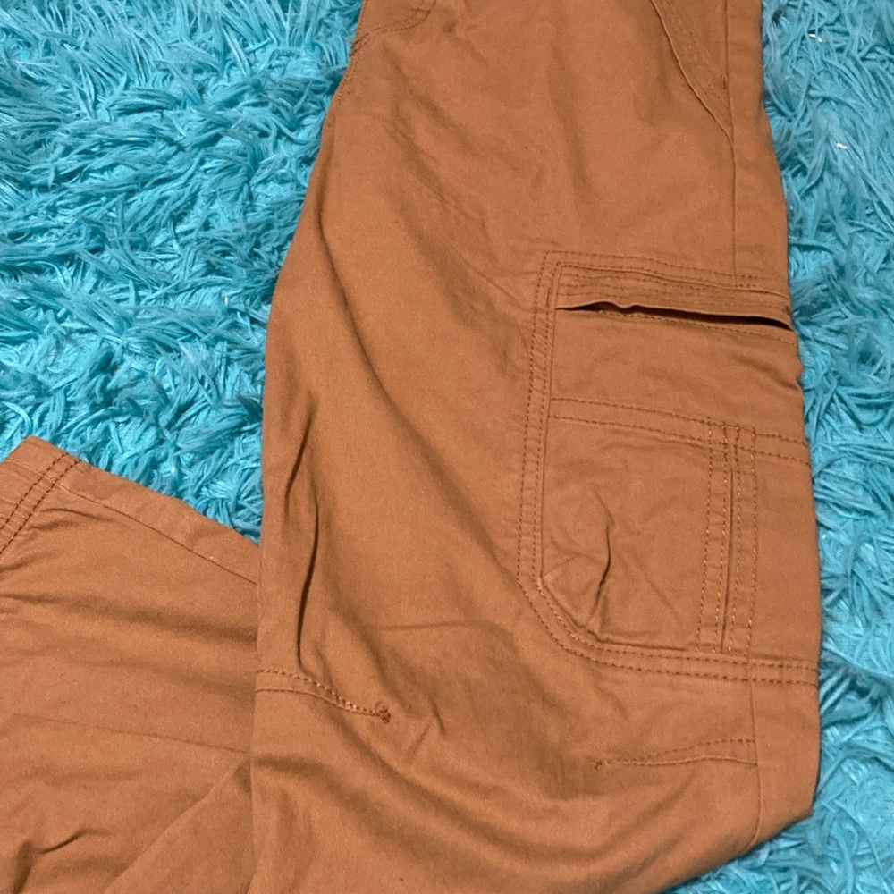 Wrangler Brown Cargo Pants gently used z size 14 Juniors Great condition!